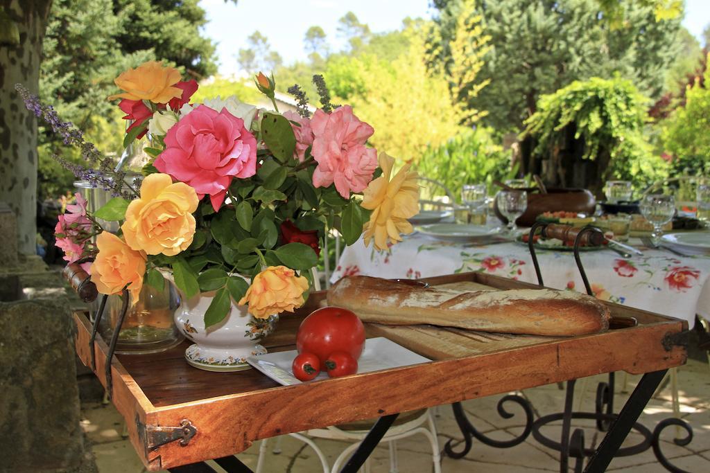 Bras Une Campagne En Provence חדר תמונה