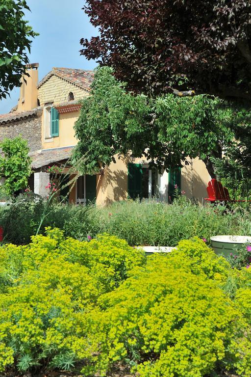 Bras Une Campagne En Provence מראה חיצוני תמונה
